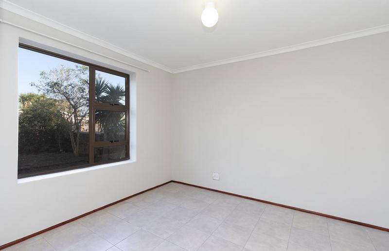 To Let 1 Bedroom Property for Rent in Windsor Park Western Cape